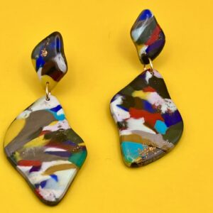 Abstract organic polygon