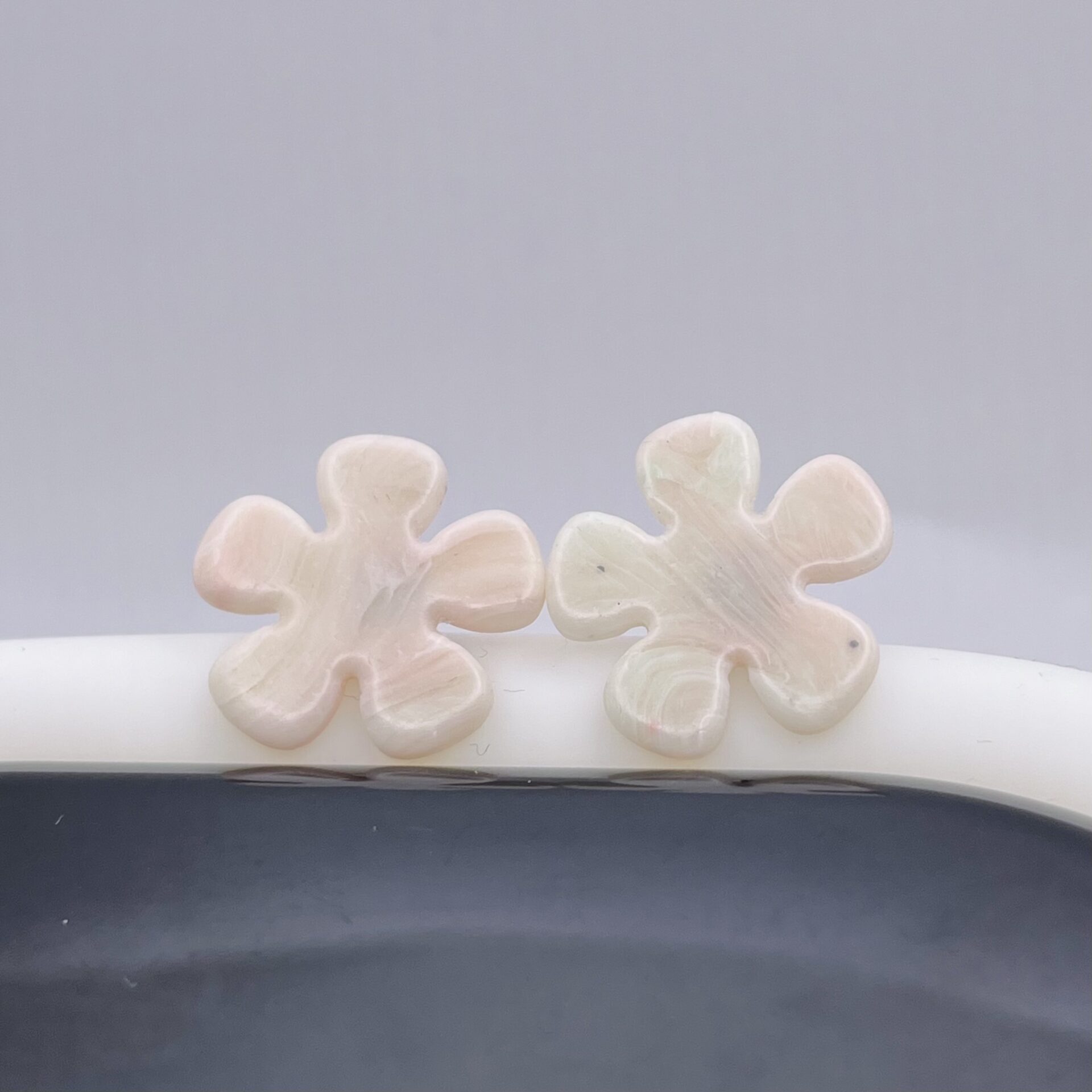 Froyo Flower studs